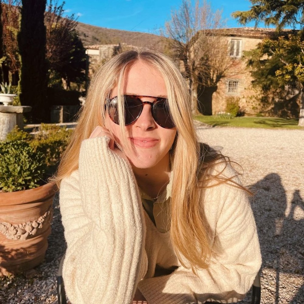 Meet your Posher, Ellie